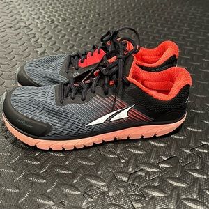 Altra Provision 4 Black & Pink Size 10